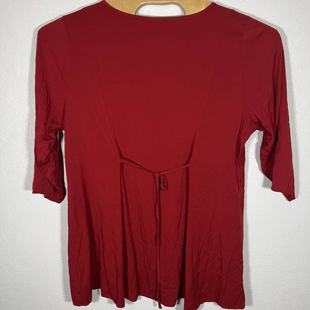 Torrid Red Button Up Blouse Top Size 3 V-Neck‎ 3/4 Sleeve - Picture 3 of 9